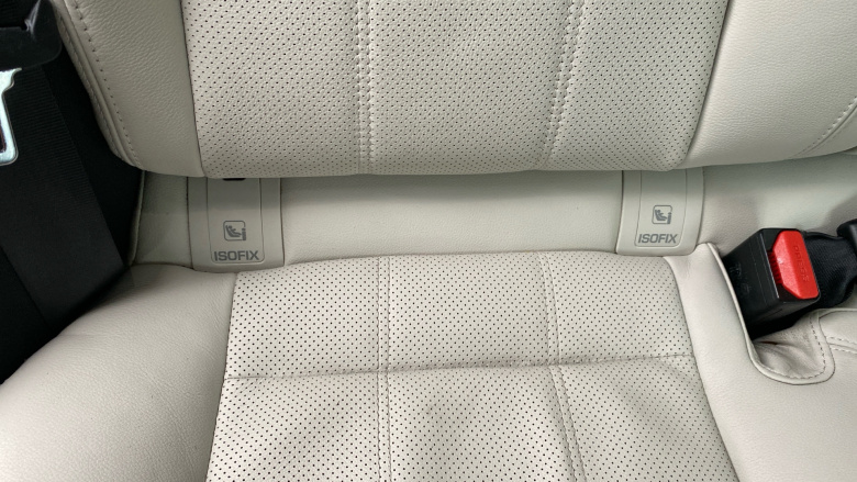 Land Rover Range Rover Velar 2.0 P250 R-Dynamic SE 5dr Auto Petrol Estate